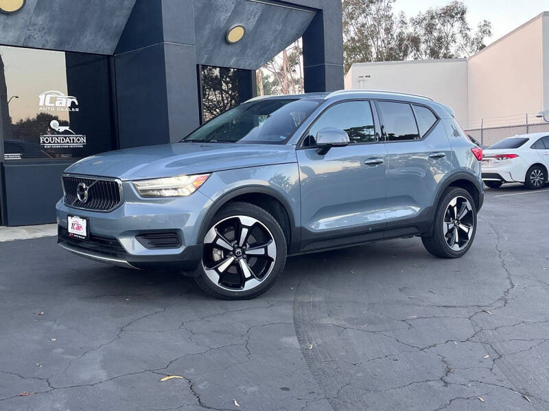 2020 Volvo XC40 T4 Momentum