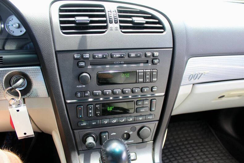 2003 Ford Thunderbird Limited Edition 007