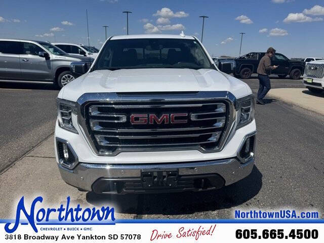 Used 2019 GMC Sierra 1500 SLT with VIN 1GTU9DEL0KZ188230 for sale in Yankton, SD