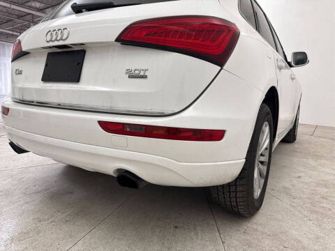 2016 Audi Q5 2.0T quattro Premium