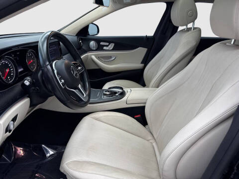 2019 Mercedes-Benz E-Class E 300