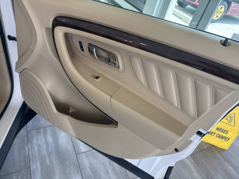 2013 Ford Taurus Limited