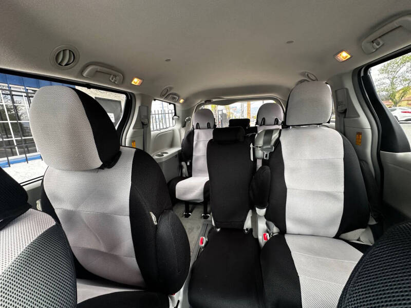 2013 Toyota Sienna