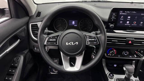 2023 Kia Seltos LX