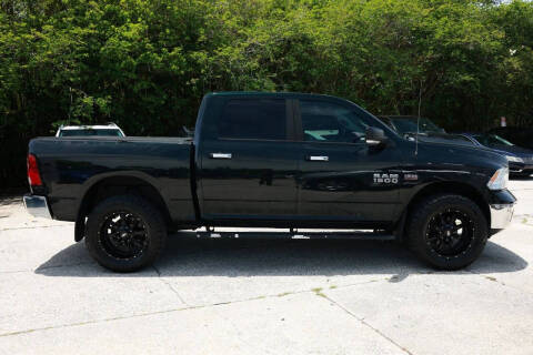 2015 RAM 1500 SLT