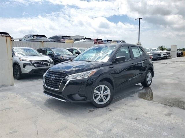 2025 Nissan Kicks Play S