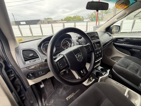 2015 Dodge Grand Caravan American Value Package