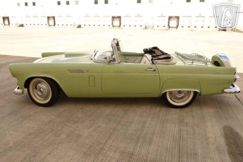 1956 Ford Thunderbird