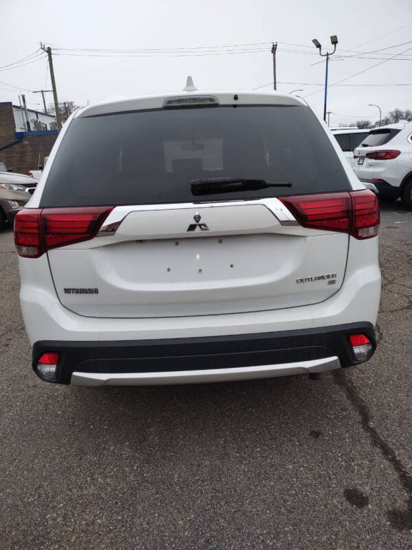 2017 Mitsubishi Outlander SE