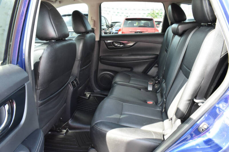 2017 Nissan Rogue SL