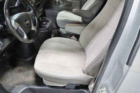 2017 Chevrolet Express LT 3500