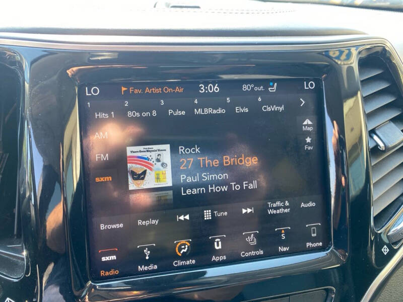 2019 Jeep Cherokee Overland