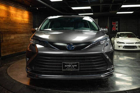 2023 Toyota Sienna XLE 7-Passenger