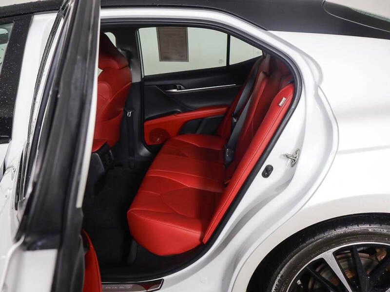 2019 Toyota Camry XSE