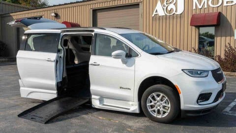 2022 Chrysler Pacifica for sale at A&J Mobility in Valders WI