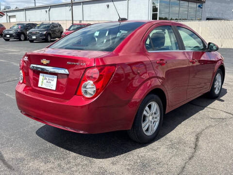 2016 Chevrolet Sonic LT Auto