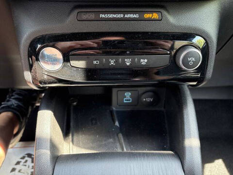 2023 Ford Escape Hybrid ST-Line Select