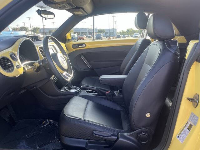 2013 Volkswagen Beetle Convertible