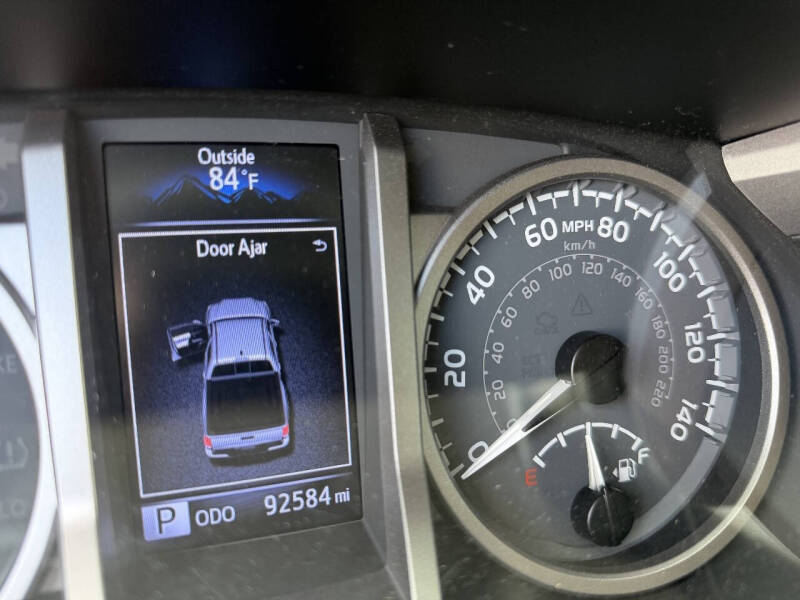 2020 Toyota Tacoma SR5 V6