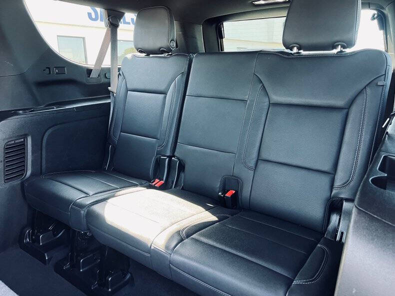 2022 Chevrolet Suburban LT