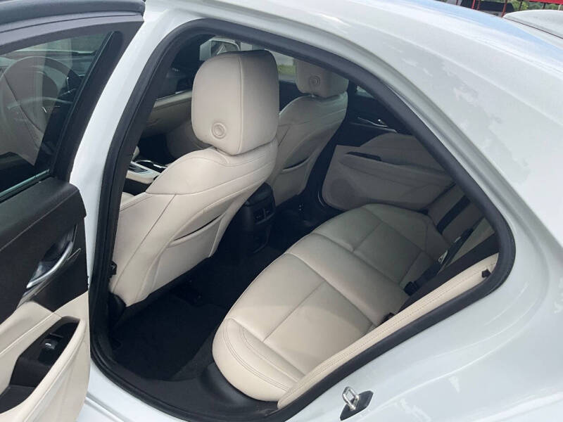 2020 Cadillac CT4 Luxury