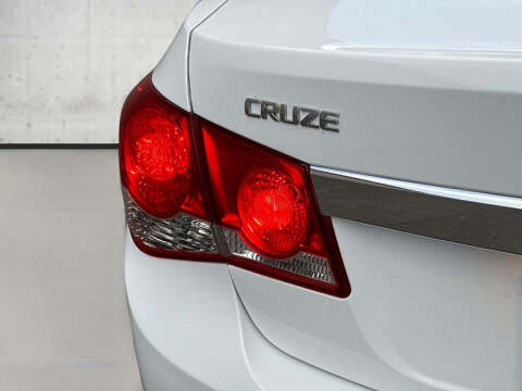 2013 Chevrolet Cruze 2LT Auto