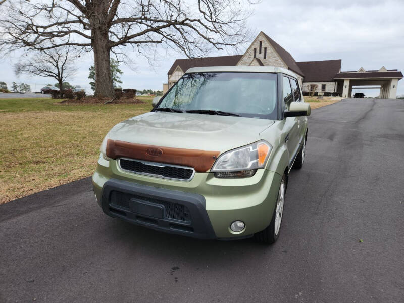 2010 Kia Soul +