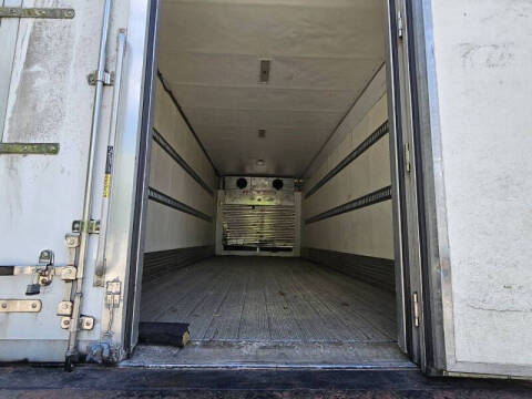 2014 Freightliner M2 106