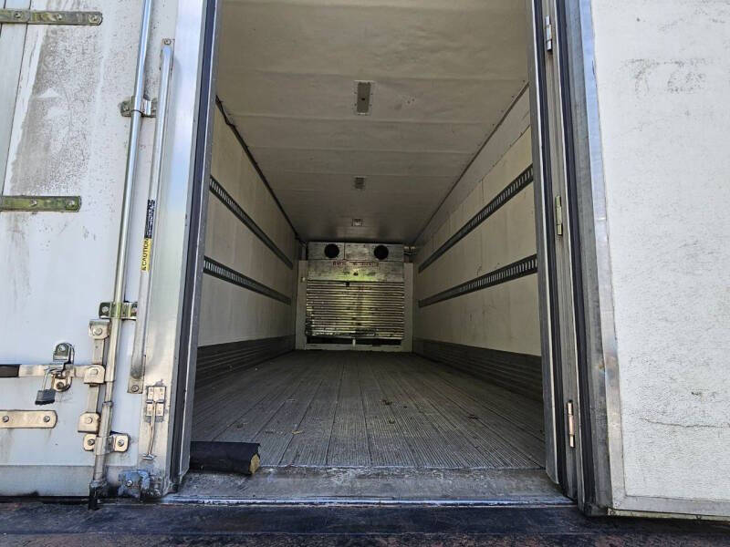 2014 Freightliner M2 106