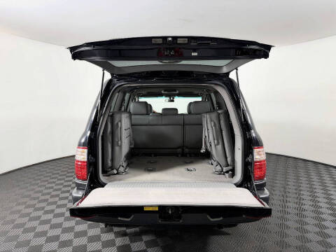 2004 Lexus LX 470