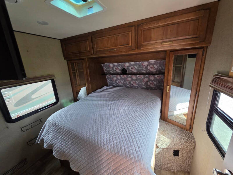 2017 Grand Design RV Reflection 297RSTS