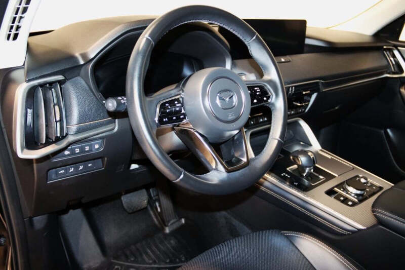 2025 Mazda CX-70 Plug-in Hybrid Premium