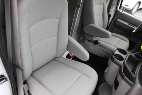 2024 Ford E-Series E-350 SD