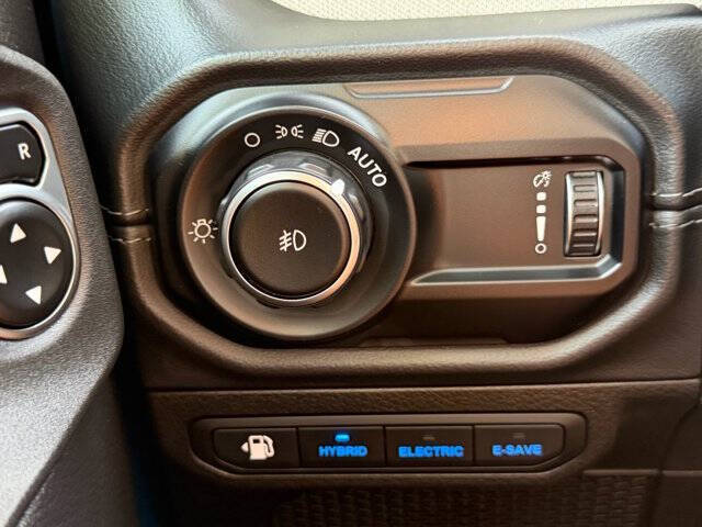 2024 Jeep Wrangler Sahara 4xe