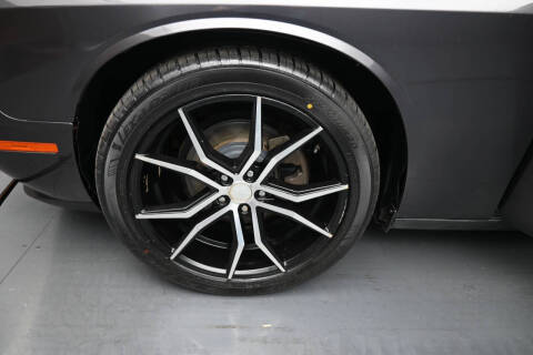 2017 Dodge Challenger SXT