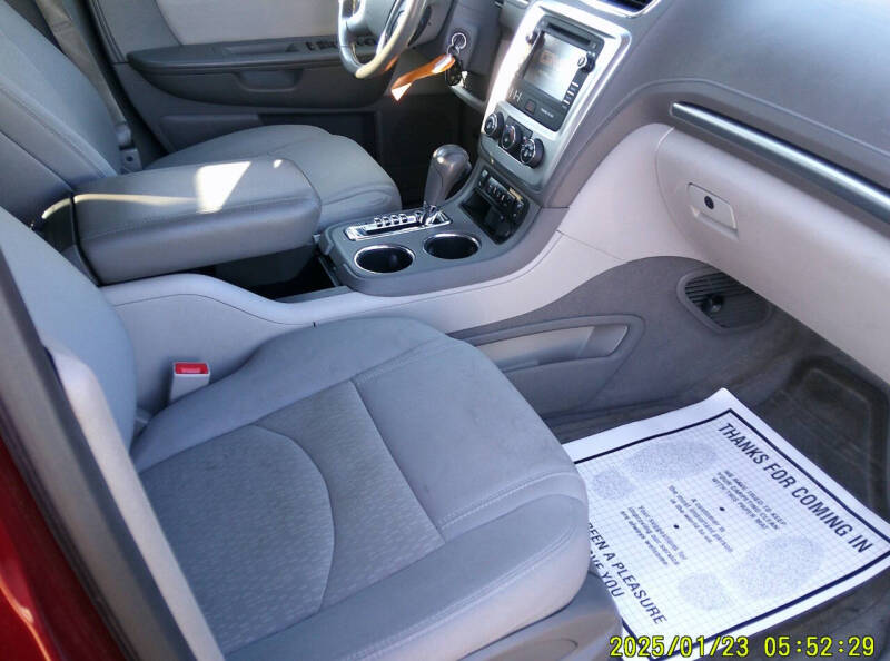 2015 GMC Acadia SLE-2