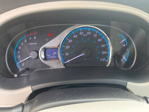 2014 Toyota Sienna XLE 8-Passenger