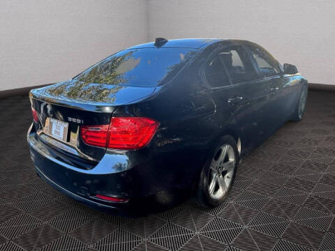 2014 BMW 3 Series 328i