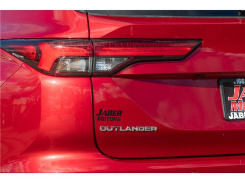 2024 Mitsubishi Outlander