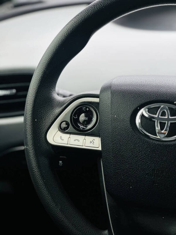 2016 Toyota Prius Two Eco