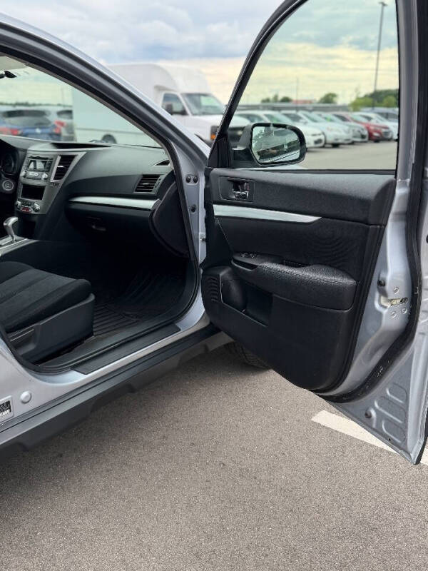 2014 Subaru Outback 2.5i