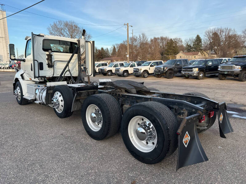 2021 International RH613