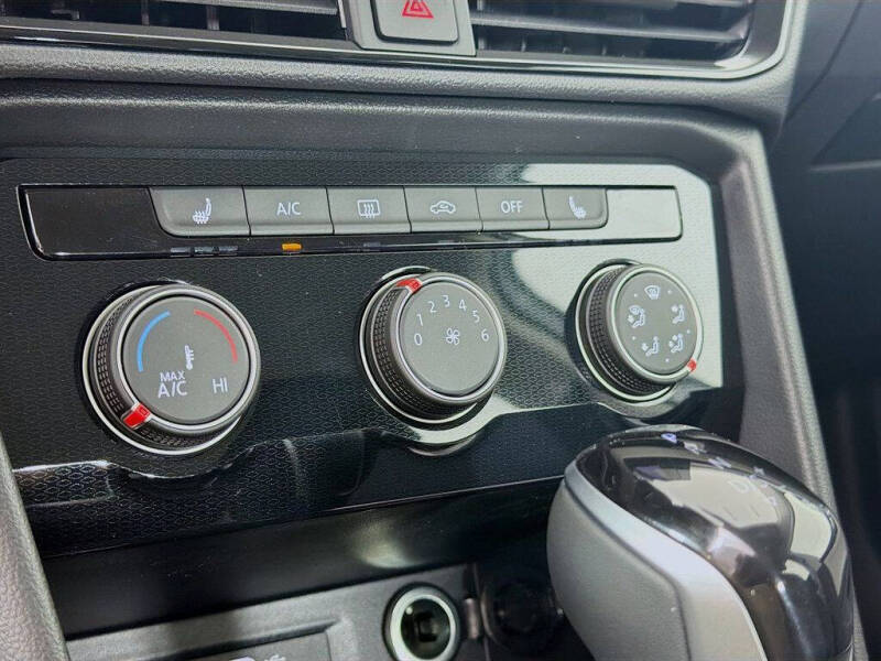 2026 Volkswagen Taos S 4Motion