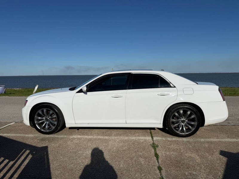 2014 Chrysler 300 S