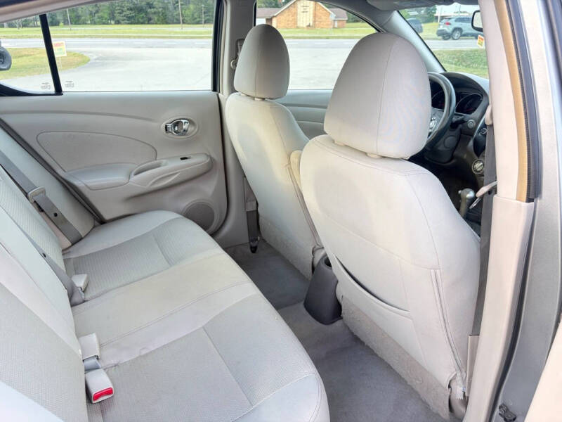 2014 Nissan Versa 1.6 SL