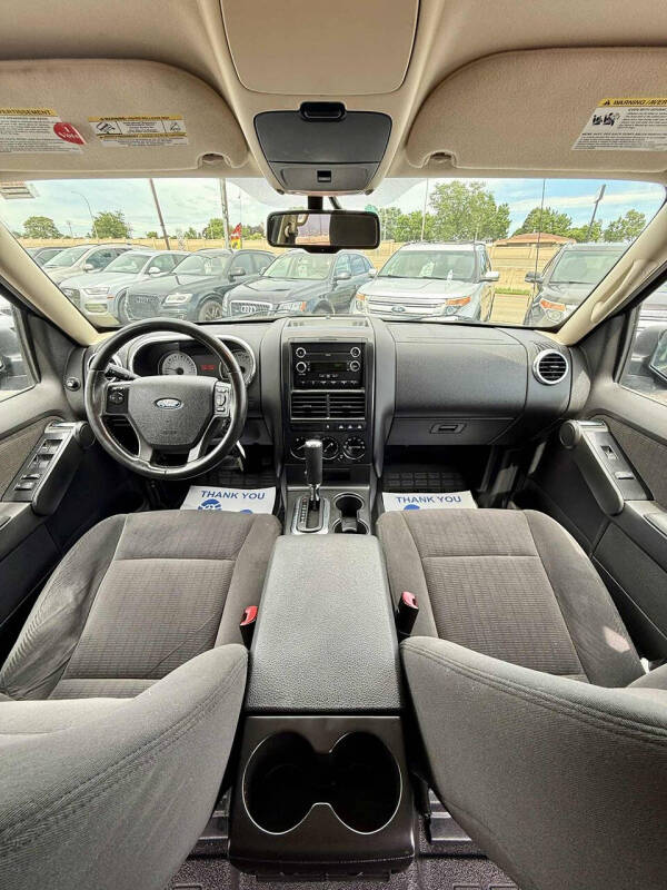 2010 Ford Explorer Sport Trac XLT