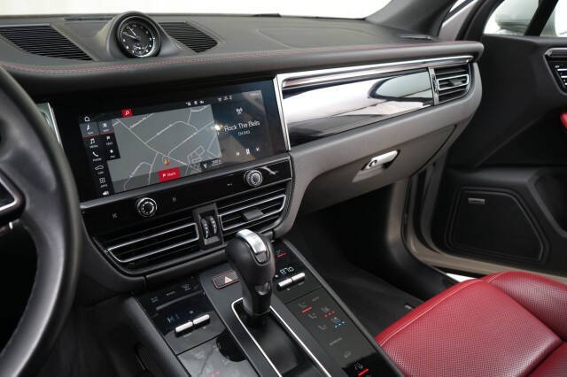 2023 Porsche Macan