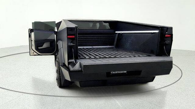 2024 Tesla Cybertruck