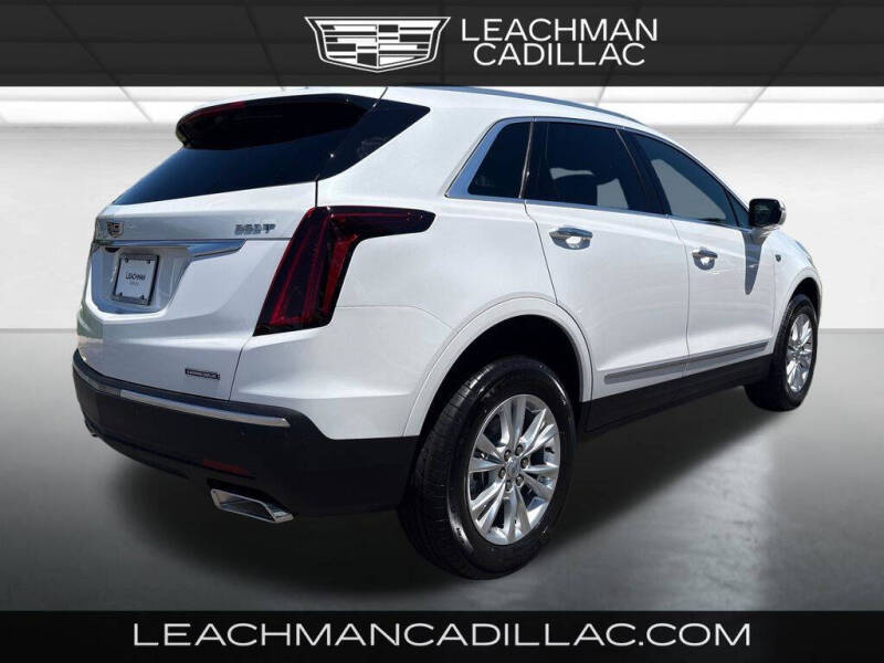 2026 Cadillac XT5 Luxury