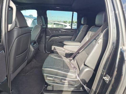 2023 Cadillac Escalade ESV Sport